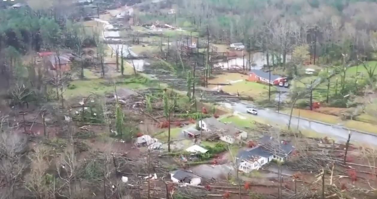 Image d'illustration pour Tornades meurtrières en Alabama dimanche
