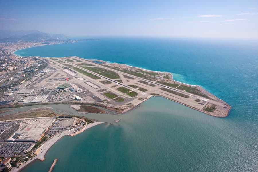Image d'illustration pour Trafic aérien perturbé par le vent sur l'aéroport de Nice