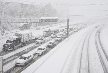 Image d'illustration pour Neige et froid sévissent sur la planète... mais pas en France