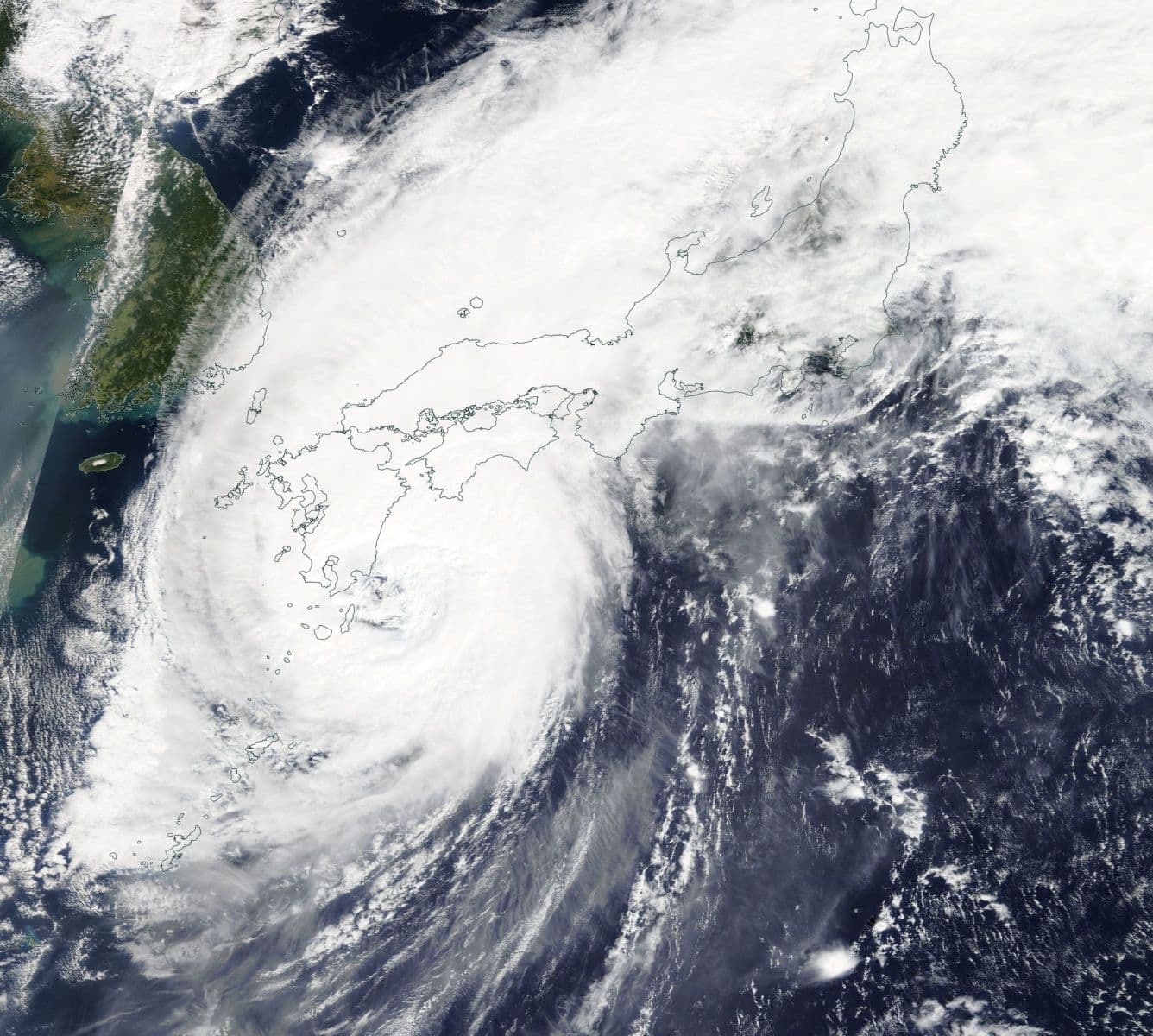 Image d'illustration pour Typhon Trami : le Japon à nouveau touché 