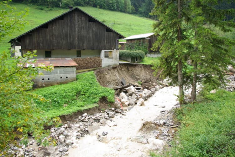 Image d'illustration pour Orage, foudre et coulées de boue en Rhône-Alpes