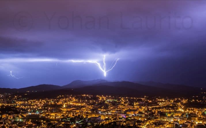 Image d'illustration pour Orage et neige : une période agitée près de la Méditerranée