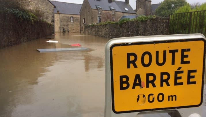 Image d'illustration pour Pluie abondante - Vigilance face aux crues et aux inondations