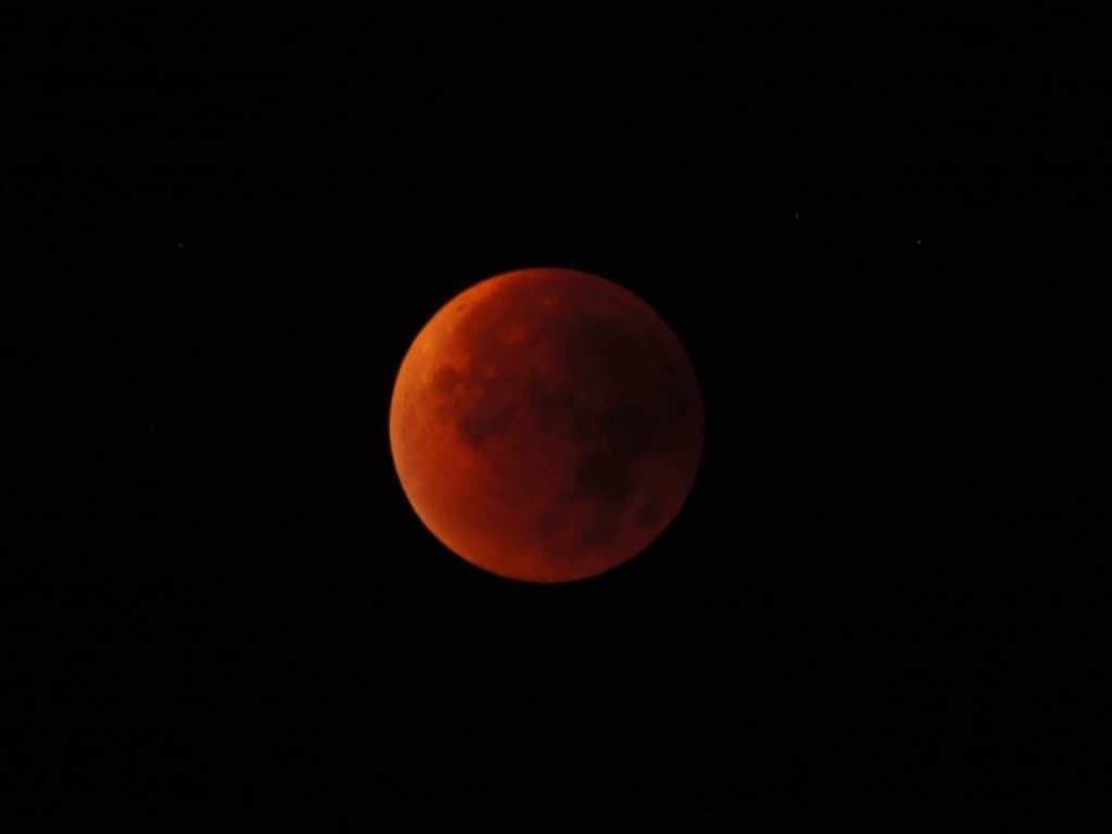 Image d'illustration pour De bonnes conditions météo lors de l'éclipse de lune