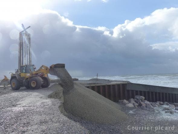 Image d'illustration pour Orages, vent, vagues et possible tornade sur le Nord de la France